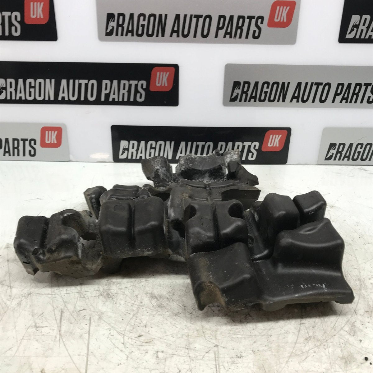 2020 Volvo XC60 / Engine Bay Sound Insulation / 31460682