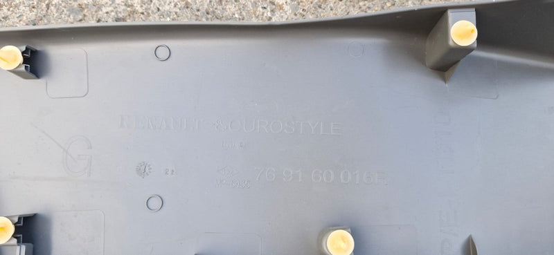 2020 - ONWARDS RENAULT MASTER MK3 OSF DRIVER SIDE FRONT RIGHT COVER TRIM 769160016R - Dragon Engines LTD