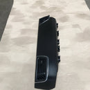 2022 - On Renault Trafic / Dashboard Centre Air Vent / 2.0L Diesel / 682188247R - Dragon Engines LTD