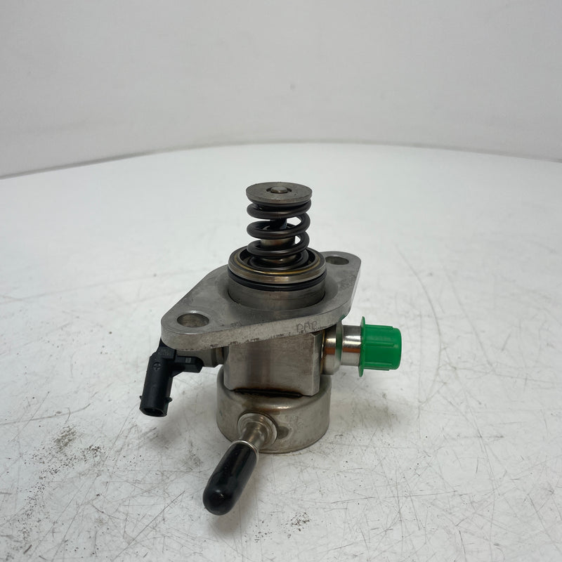 2015 PEUGEOT / High Pressure Fuel Pump / 1.2L Petrol / 9807550080