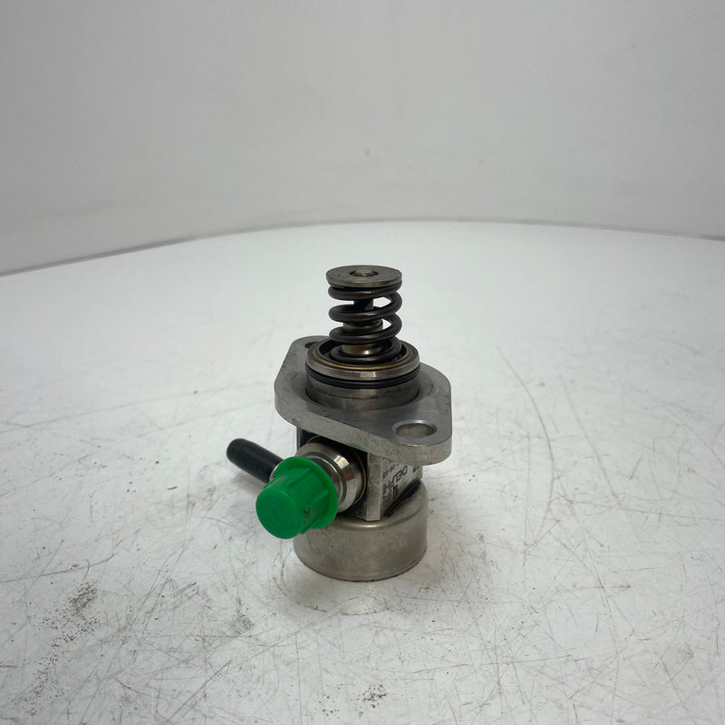 2015 PEUGEOT / High Pressure Fuel Pump / 1.2L Petrol / 9807550080