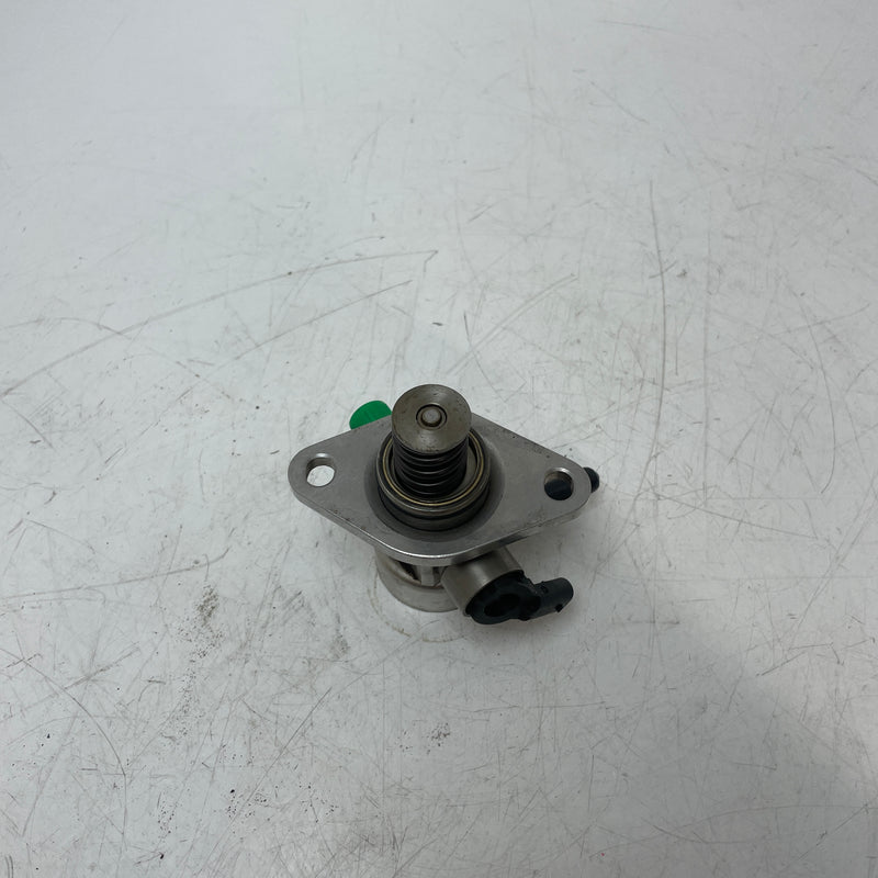 2015 PEUGEOT / High Pressure Fuel Pump / 1.2L Petrol / 9807550080