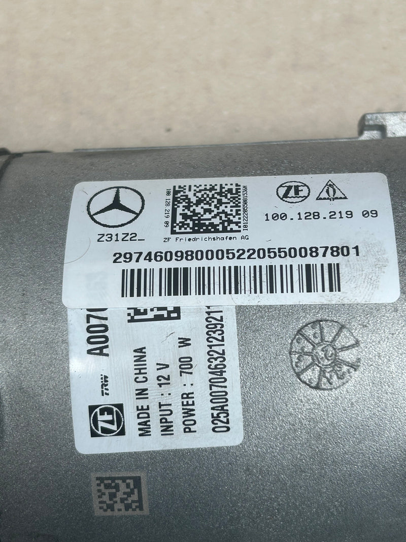 BRAND NEW - Genuine Mercedes-Benz Power Steering Rack - A2974602001