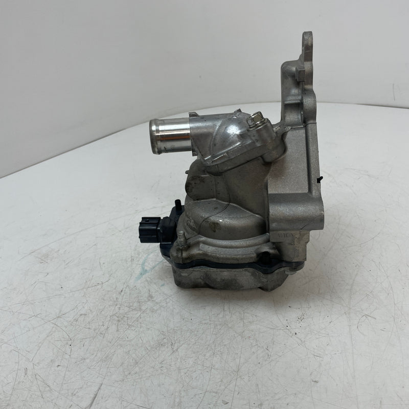 2023 / Renault / Captur II /Water pump / 1.6L Hybrid / 110613903R