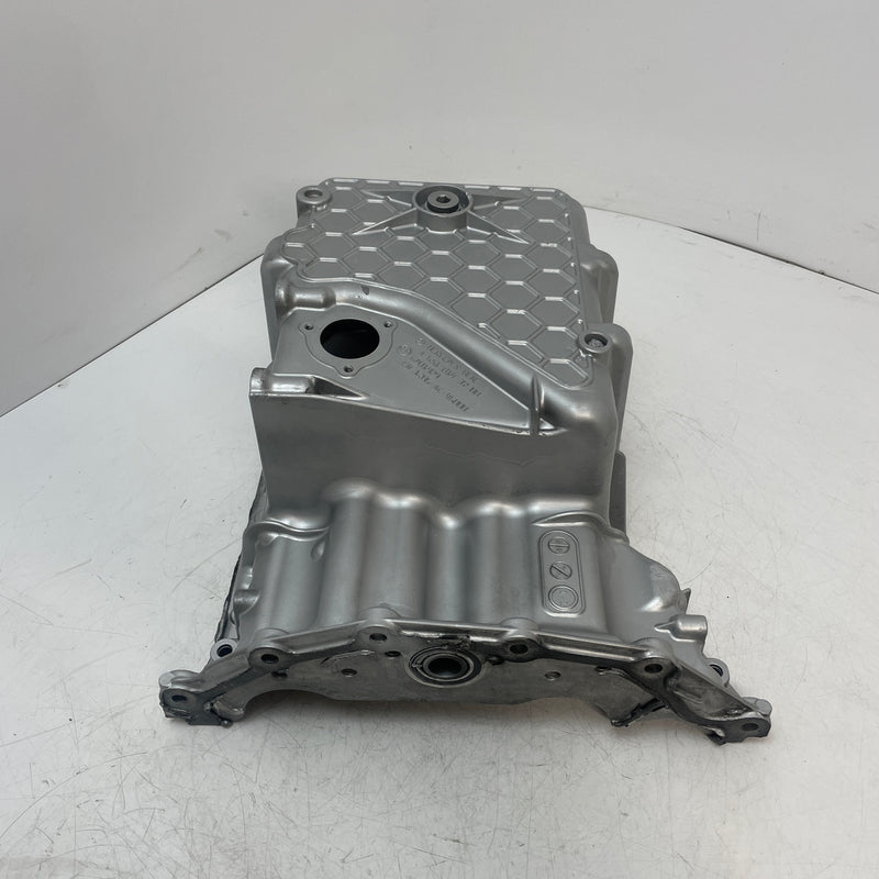 Mercedes / Oil Sump pan / A6510143700