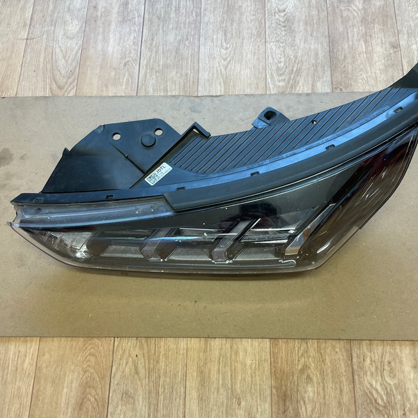 2020-2022 / Hyundai / Ioniq / Driver Right Side LED Headlight / 92101-G2200