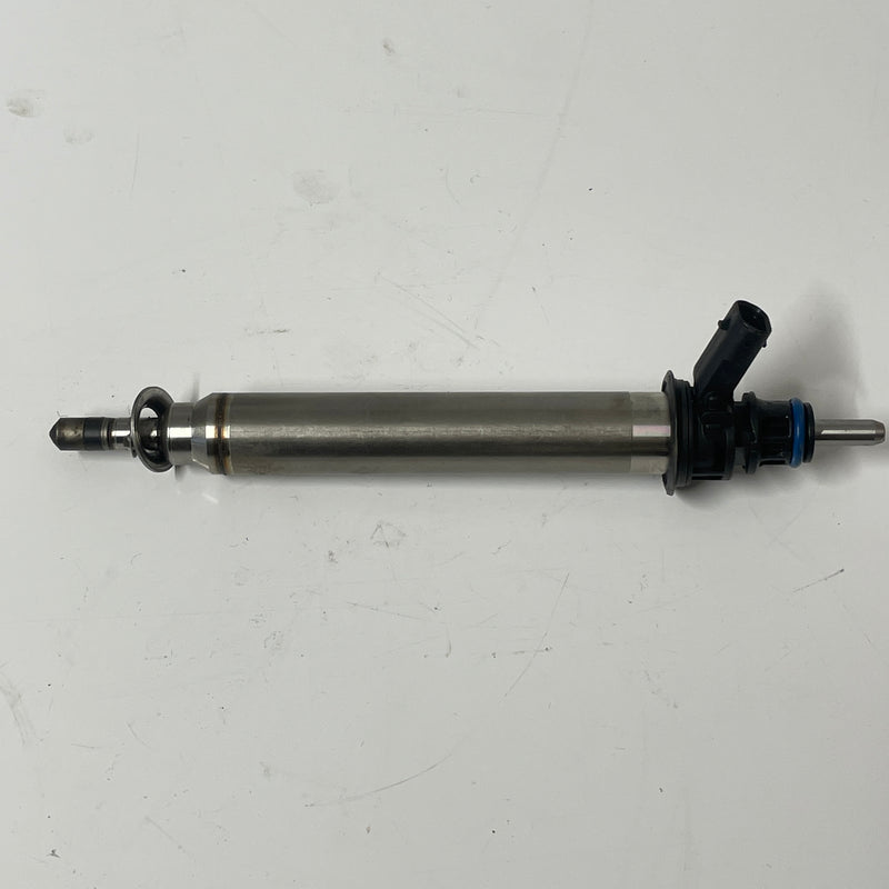 Mercedes / Fuel Injector / Petrol / A2560705600