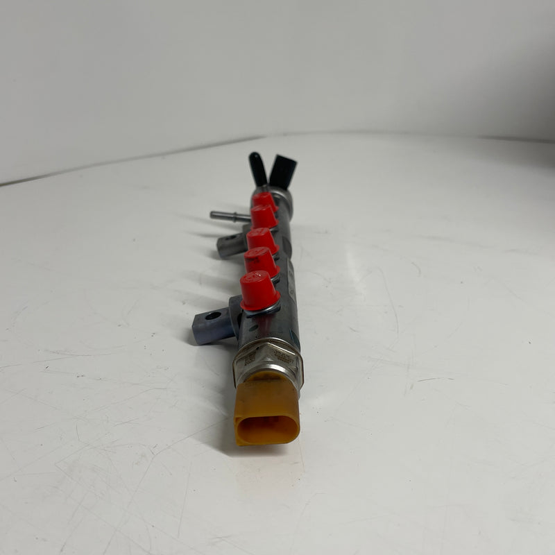 2018-On Jaguar / Fuel Rail / 2.0L Diesel / M4D3-9D280-AB