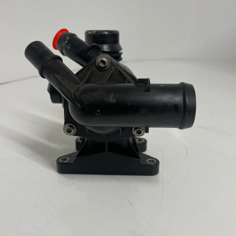 2021 / Land Rover Discovery / Sport / Thermostat Housing / M4D3-8575-AA