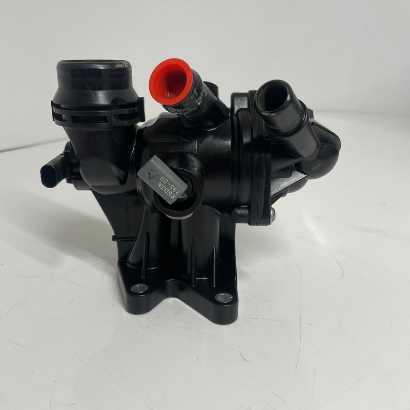 2021 / Land Rover Discovery / Sport / Thermostat Housing / M4D3-8575-AA