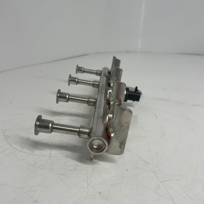 2019-On / Jaguar / E-Pace / Fuel Injection Strip / 2.0L Diesel / H4P3-9G774-BB