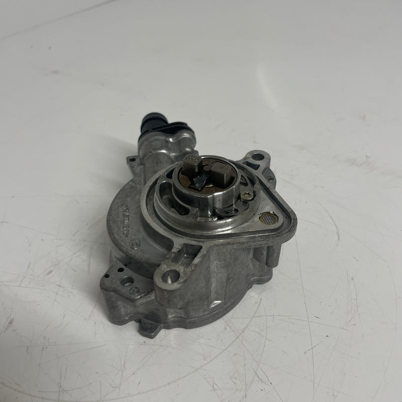 2023 / Nissan / Qashqai / Vacuum Pump / A2820909800