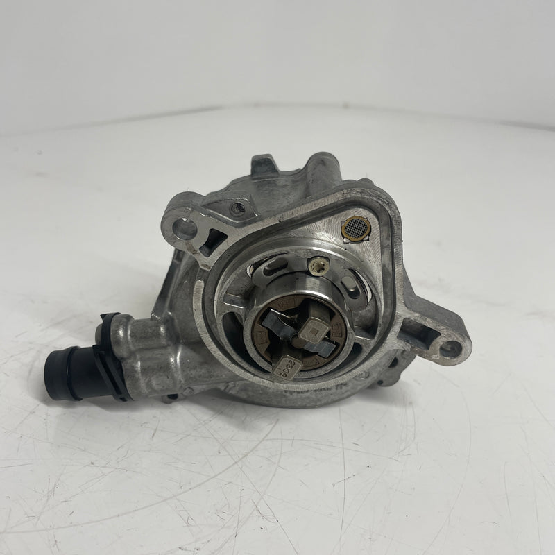 2023 / Nissan / Qashqai / Vacuum Pump / A2820909800