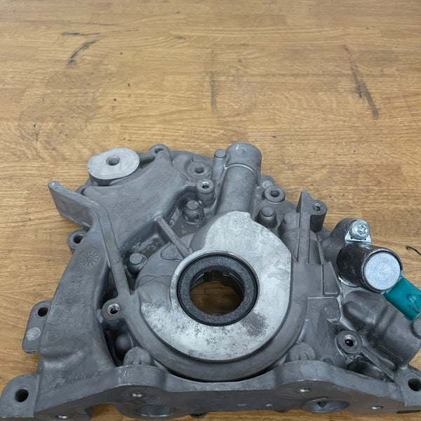 Range Rover/ Velar / Oil Pump / 3.0L Diesel / FW93-6600-AD / JL3Q-6600-AA