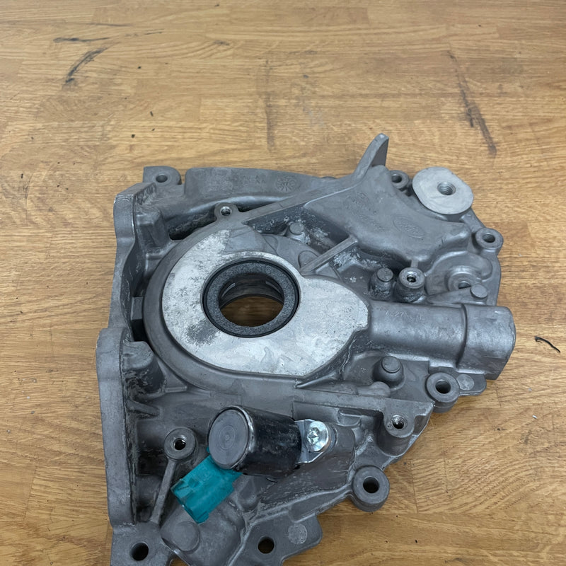 Range Rover/ Velar / Oil Pump / 3.0L Diesel / FW93-6600-AD / JL3Q-6600-AA