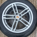 2017 / Porsche Macan / GENIUEINE 19" RIMS AND WHEELS
