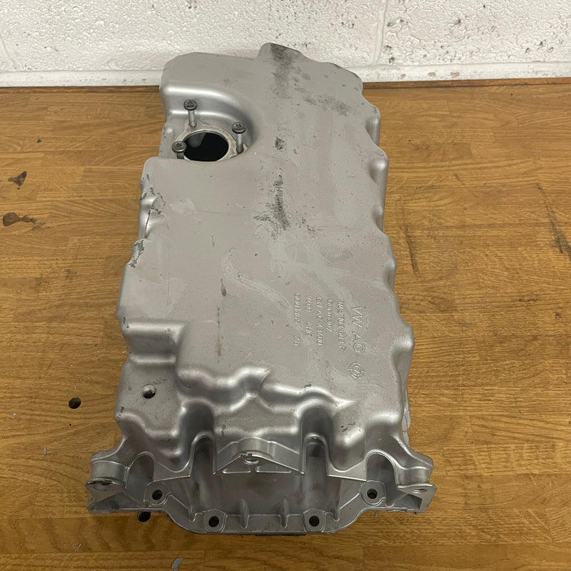 VW / Transporter / Oil Sump Pan / 04L103603F