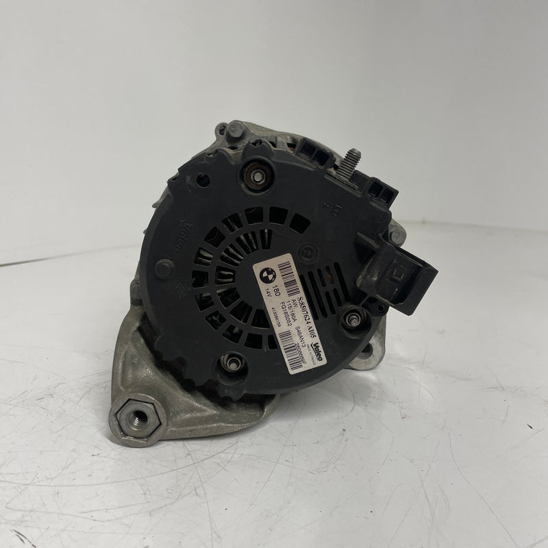 BMW / 3 Series / Alternator / 2.0L Diesel / 8507624