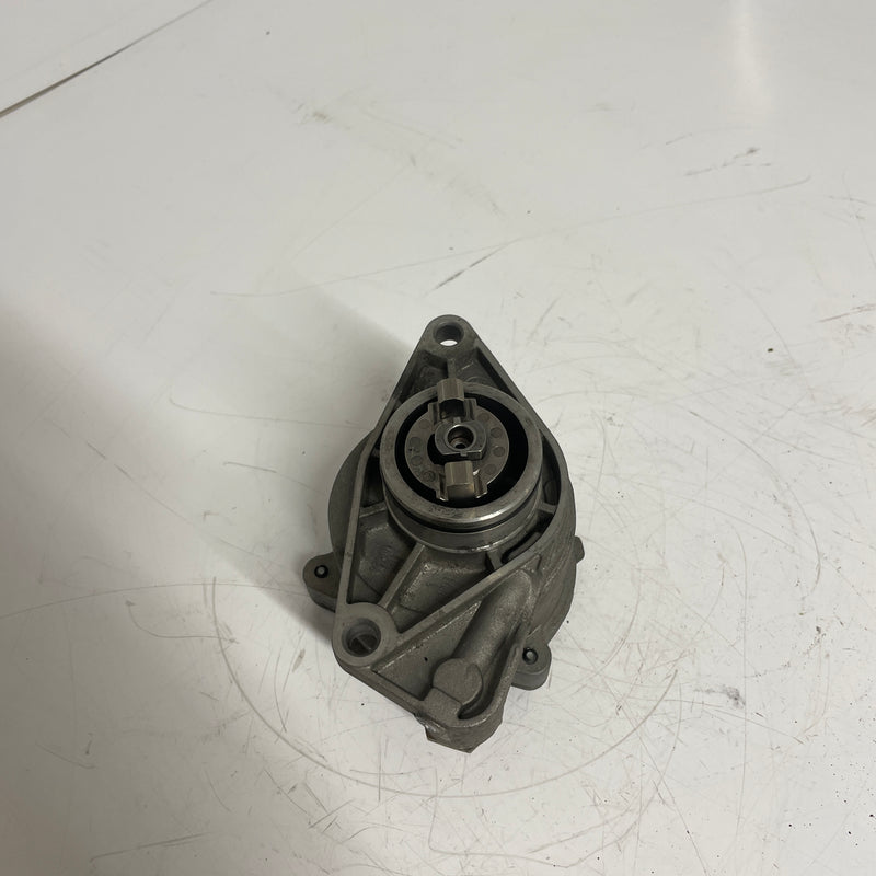 BMW 3 Series / Vacuum Pump / 2.0L Diesel / 96110885