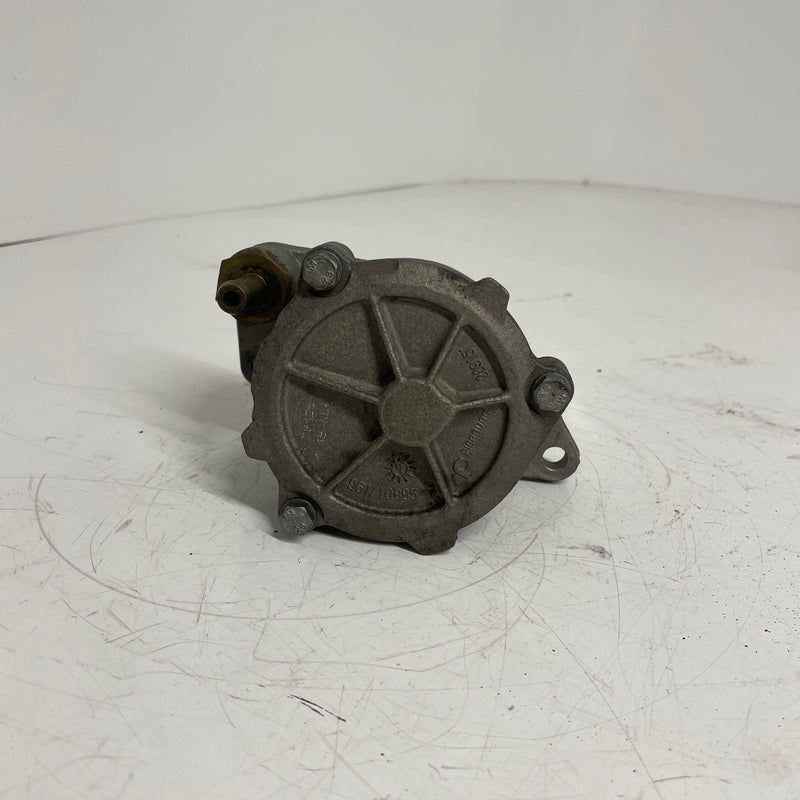 BMW 3 Series / Vacuum Pump / 2.0L Diesel / 96110885