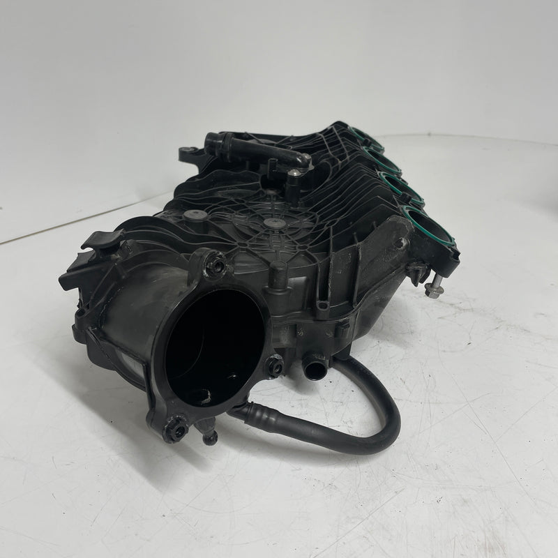 BMW / 2.0 Petrol / Intake Manifold / 8647975