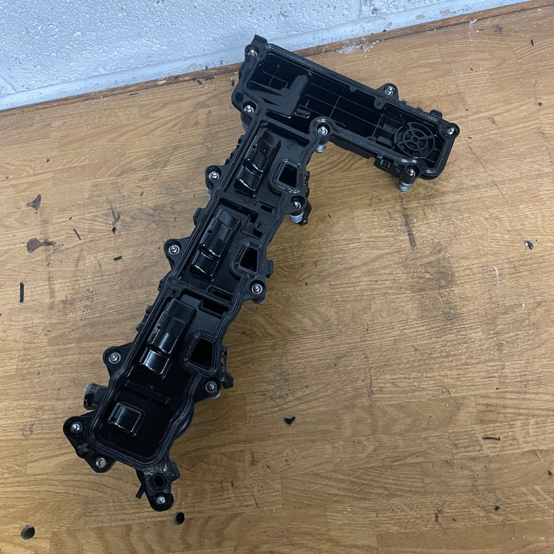 2021-2023 / Vauxhall / Movano C / Cylinder Head Rocker Cover / 2.2L Diesel / 96075PS