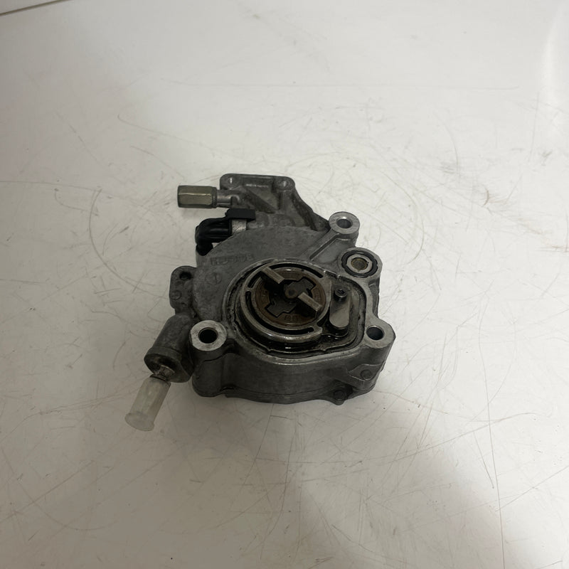 Land Rover / Freelander / Vacuum Pump / 2.2L Diesel / D171B-1A