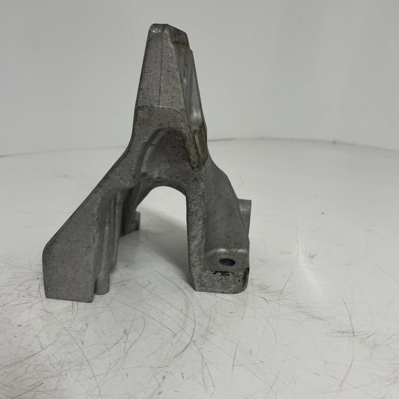 Jaguar XF XE / 2.0L Diesel / Right Engine Mount / GX73-6037-FB
