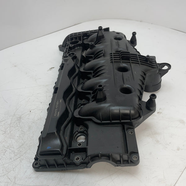 2013 / Volvo / Rocker Cover / 2.0 Diesel / 31338169
