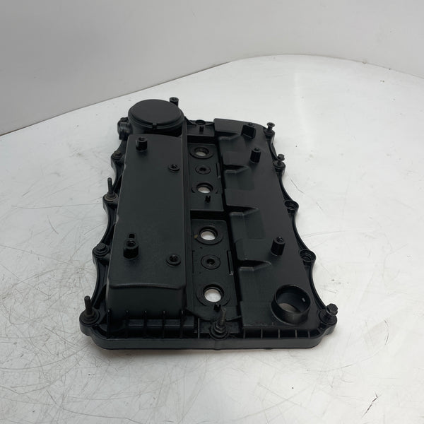 Ford  / 2.2 Diesel / Engine Rocker Cover / BK2Q-6K260-AB