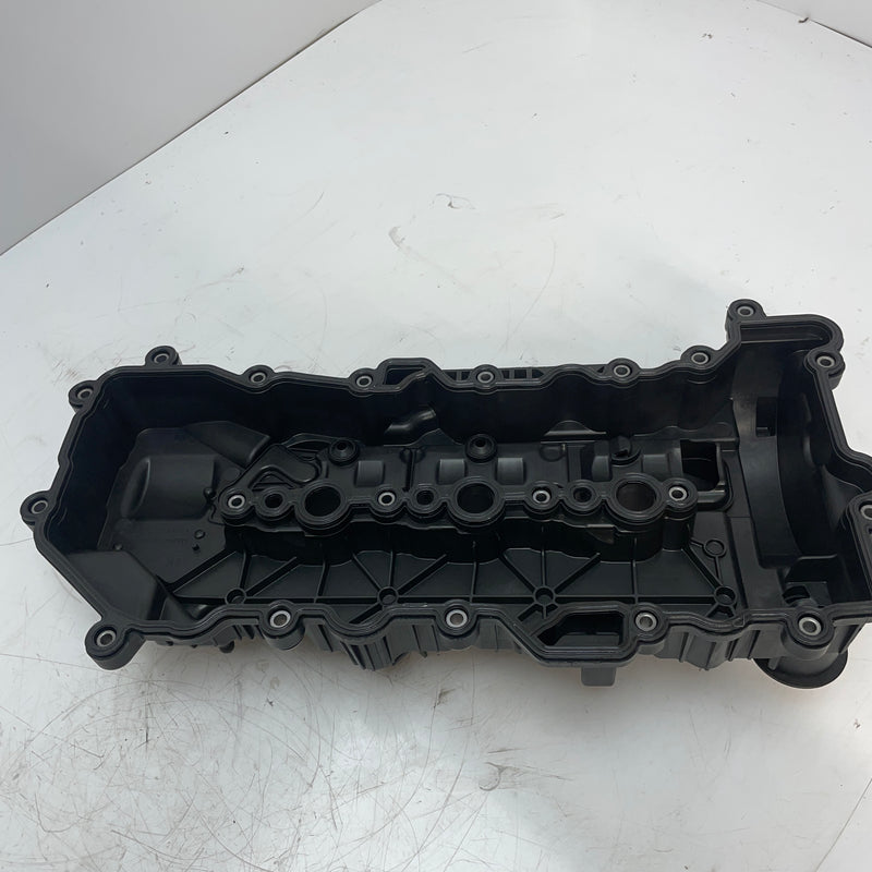 Vauxhall / Opel / Astra K / 1.5 Diesel / Rocker Cover / 55510723