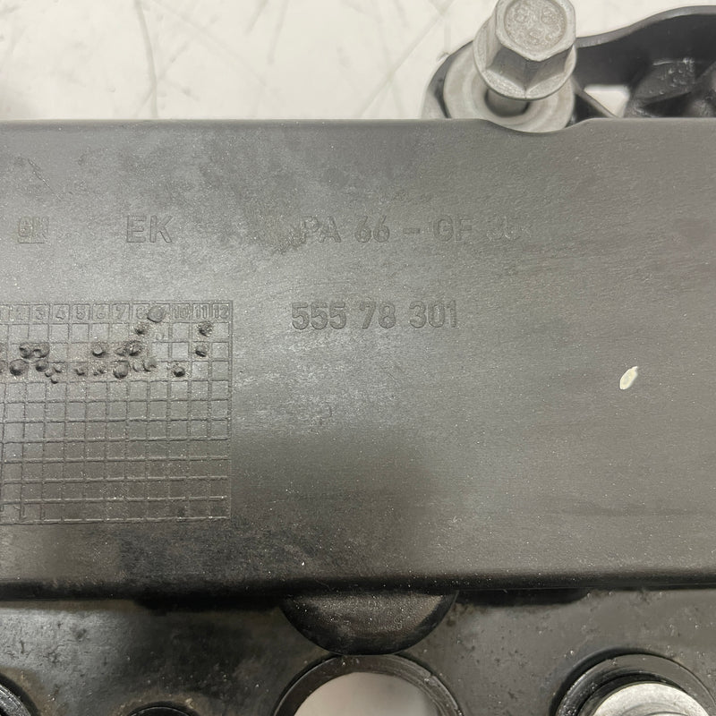 Vauxhall / Insignia / Rocker Cover / 55578301