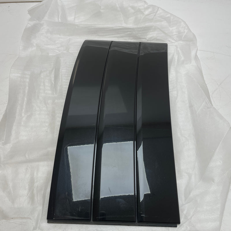 2012-2018 / Land Rover / Range Rover / Front Left Side Vent Trim / CK52-20939-AA