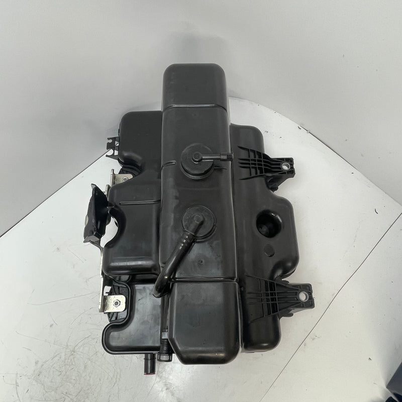 Renault / Opel / Nissan / Fuel Tank with Pump / 2.3L Diesel / 208S85661R