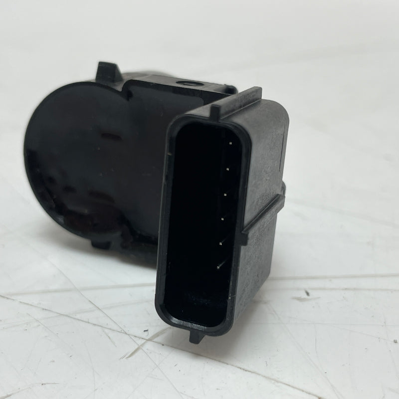 Hyundai / Kia / Parking Sensor (set of 3 ) / 99310-K7500