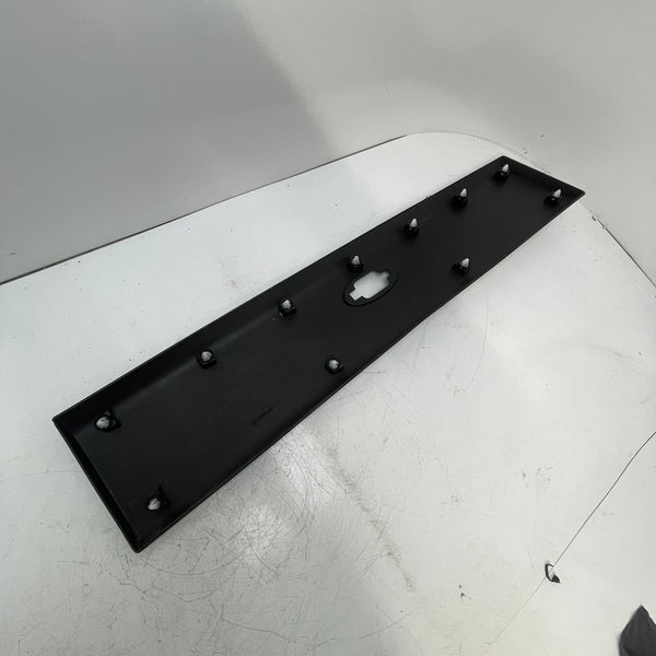 Vauxhall / Movano / Renault / Master MK3 / Left Rear Side Moulding Trim / 768F20003R