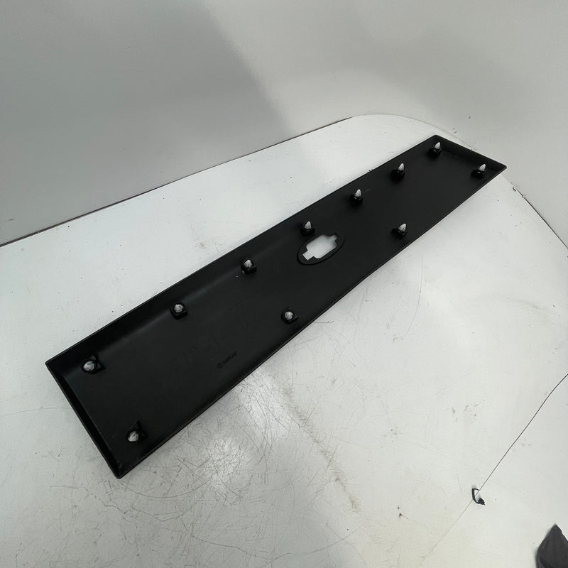 Vauxhall / Movano / Renault / Master MK3 / Left Rear Side Moulding Trim / 768F20003R