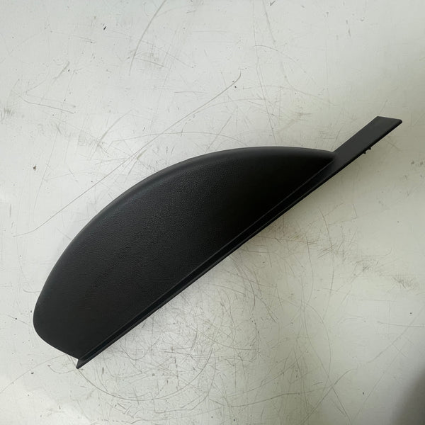 Renault / Master IV / Furgon / Trim Moulding Right Side / 2.3L Diesel / 689217140R