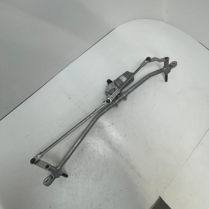 Renault / Master MK3 / Windscreen Wiper Motor With Linkage / 141410360
