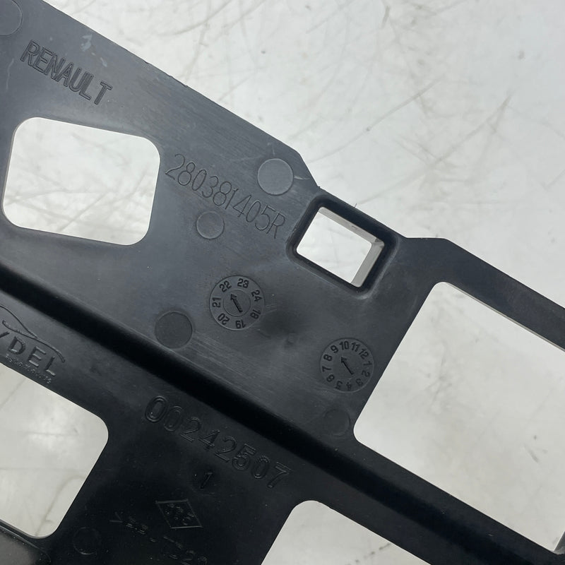 Renault / Master III / Radio Set Centre / 280381405R