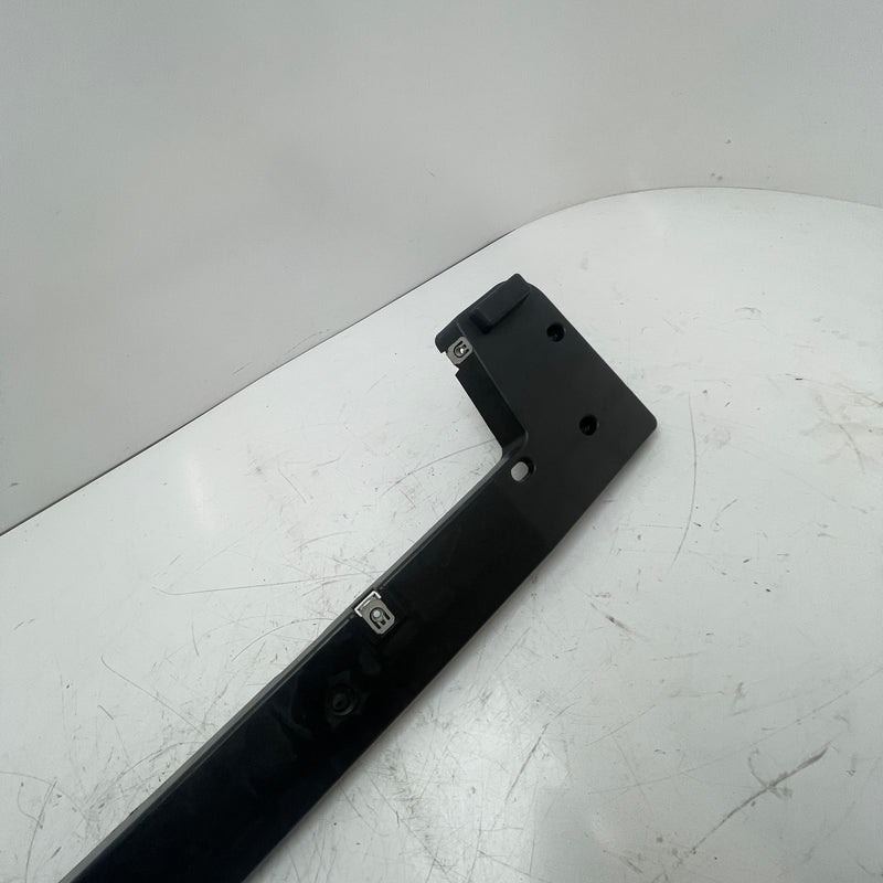 Renault / Master III / Footrest Base Left / 769F56658R