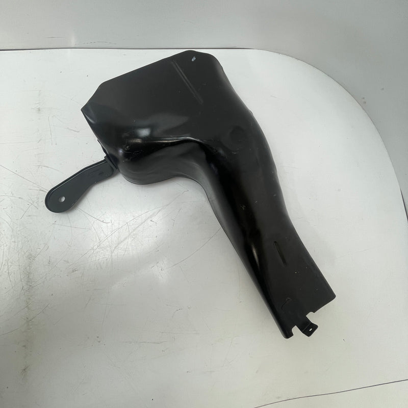 Renault / Master III / Fuel Pipe Housing / 483826149R
