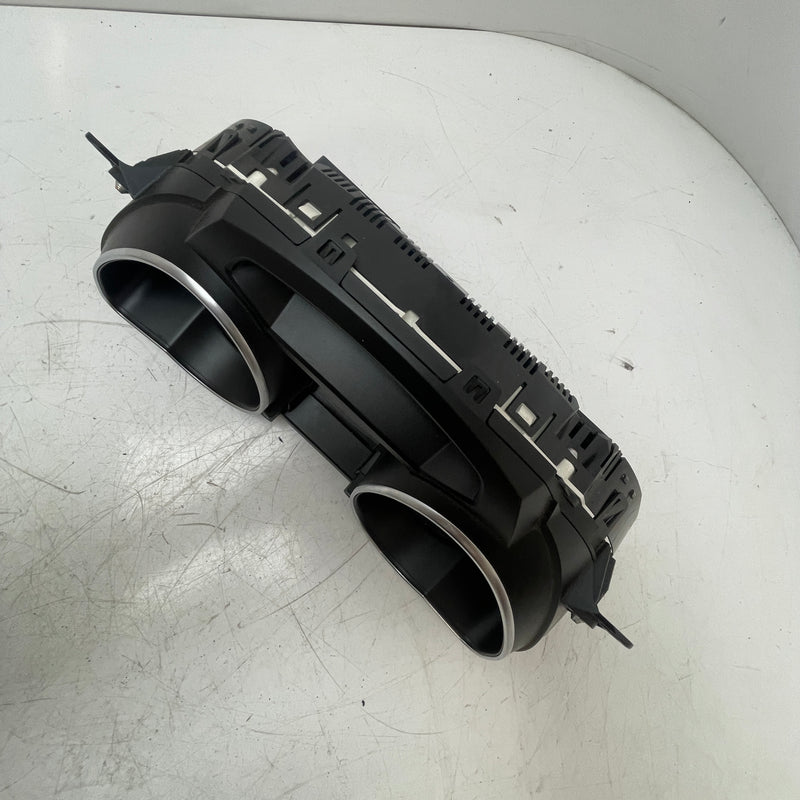 2007-2012 / Audi A5 8T / 3.0L Diesel / Speedometer Instrument Cluster / 8T0920981B