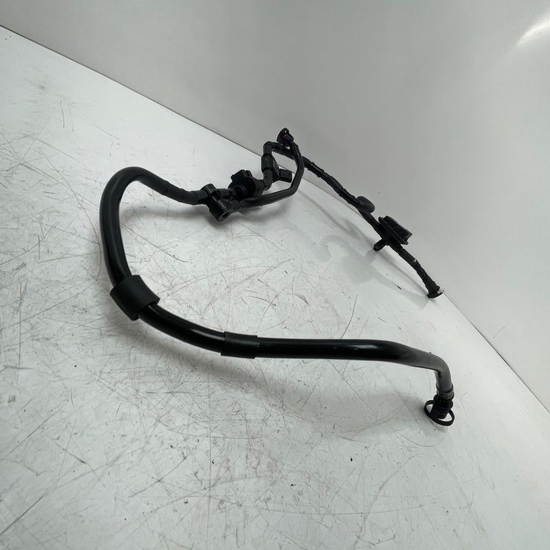 2024 / Volkswagen / Tiguan / Allspace / 1.5L Petrol / Fuel Line Pipe / 04E133277A