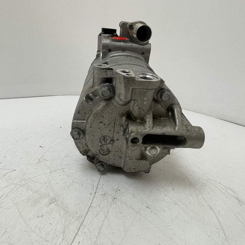 BMW / Air Conditioning Compressor / 6452-9496111-03