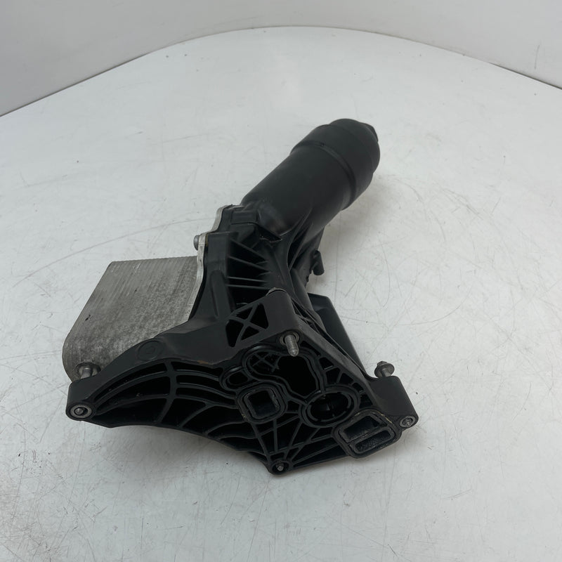 BMW 3 4 5 Series F10 F11 F30 B47 / Oil Filter Housing with Cooler / 8513963-18