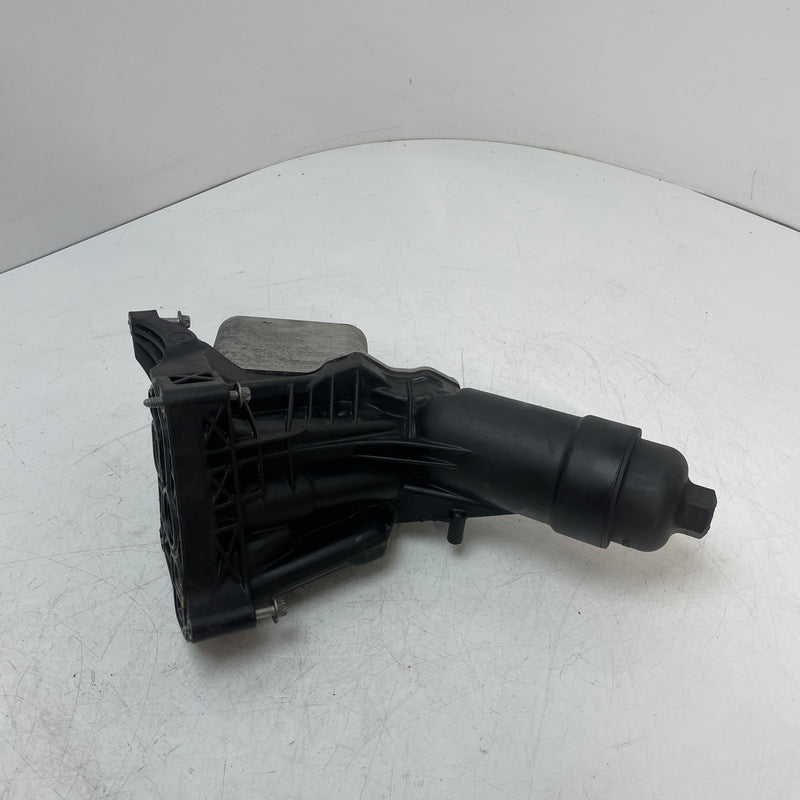 BMW 3 4 5 Series F10 F11 F30 B47 / Oil Filter Housing with Cooler / 8513963-18