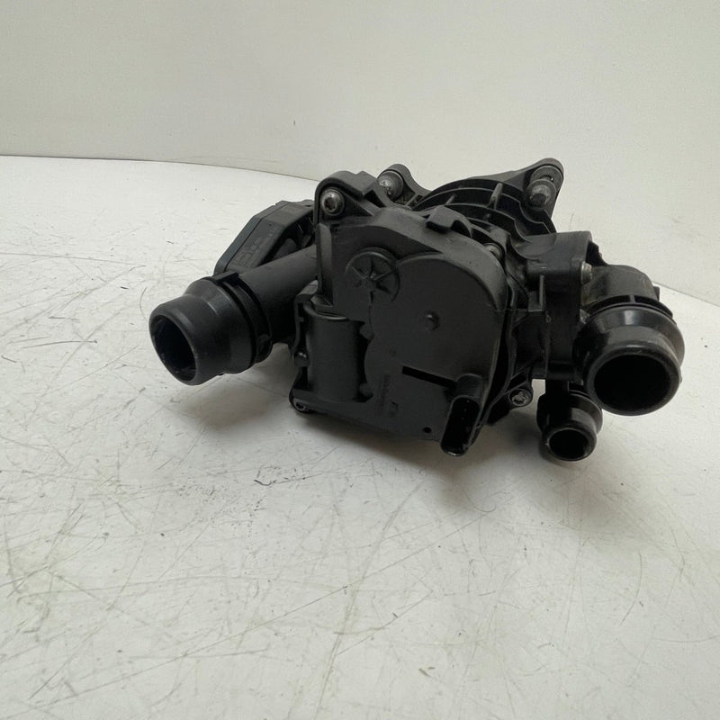 BMW / 2.0L Petrol / Thermostat Housing / 8642560 - 04 / 2012 - 2017 - Dragon Engines LTD