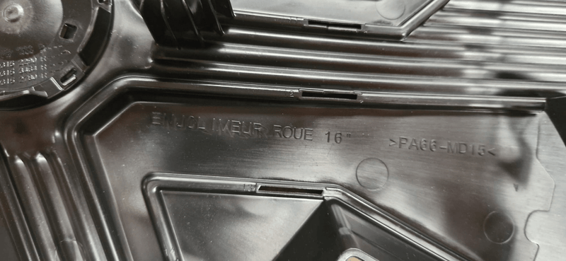 DACIA JOGGER WHEEL TRIM - PA66 - MD15 - 403152290R - Dragon Engines LTD