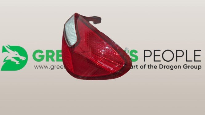 HYUNDAI I10 RH REAR LAMP DAMAGED - Dragon Engines LTD